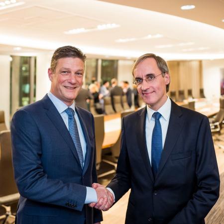 Acquisition of VitalHealth Software by Philips